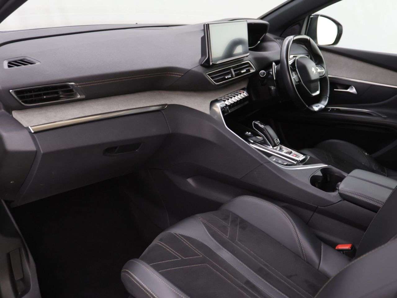 2021 PEUGEOT 5008 2021 PEUGEOT 5008
