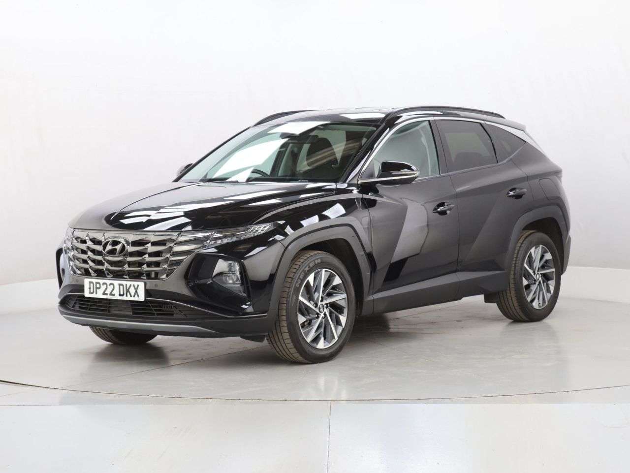 A 2022 HYUNDAI TUCSON 1.6 T-GDi Premium SUV 5dr Petrol Manual Euro 6 (s/s) (150 ps) A 2022 HYUNDAI TUCSON 1.6 T-GDi Premium SUV 5dr Petrol Manual Euro 6 (s/s) (150 ps)