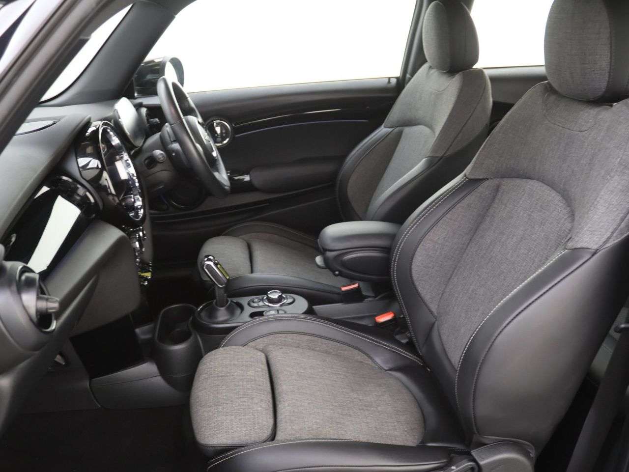2023 MINI ELECTRIC HATCH 2023 MINI ELECTRIC HATCH