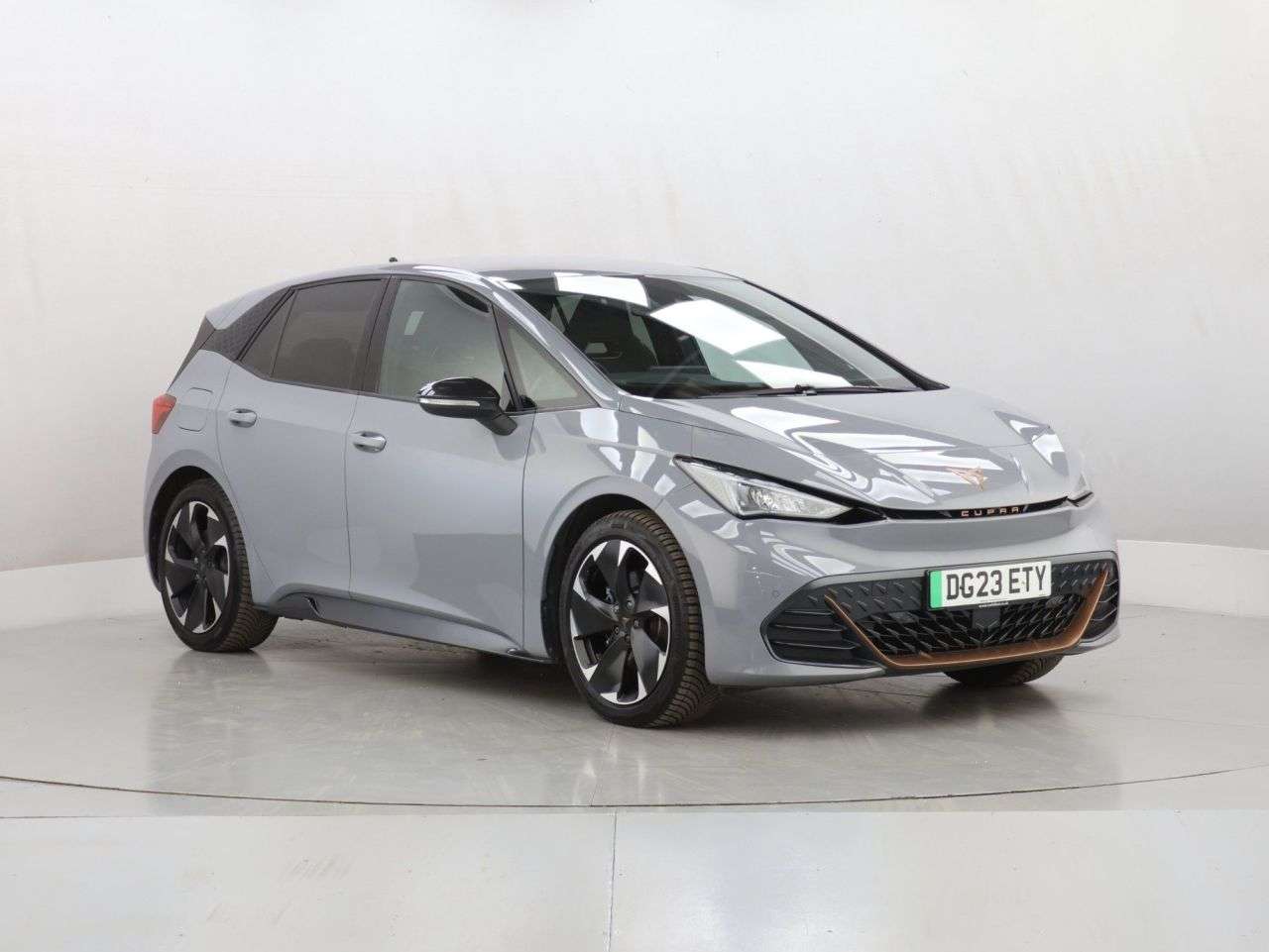 A 2023 CUPRA BORN 58kWh V2 Hatchback 5dr Electric Auto (204 ps) A 2023 CUPRA BORN 58kWh V2 Hatchback 5dr Electric Auto (204 ps)