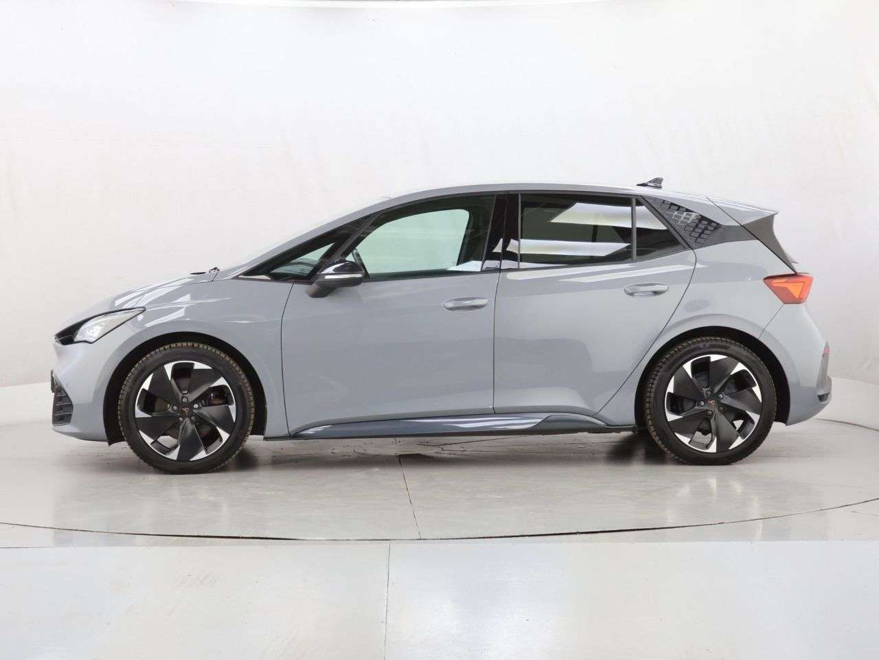2023 CUPRA BORN 2023 CUPRA BORN