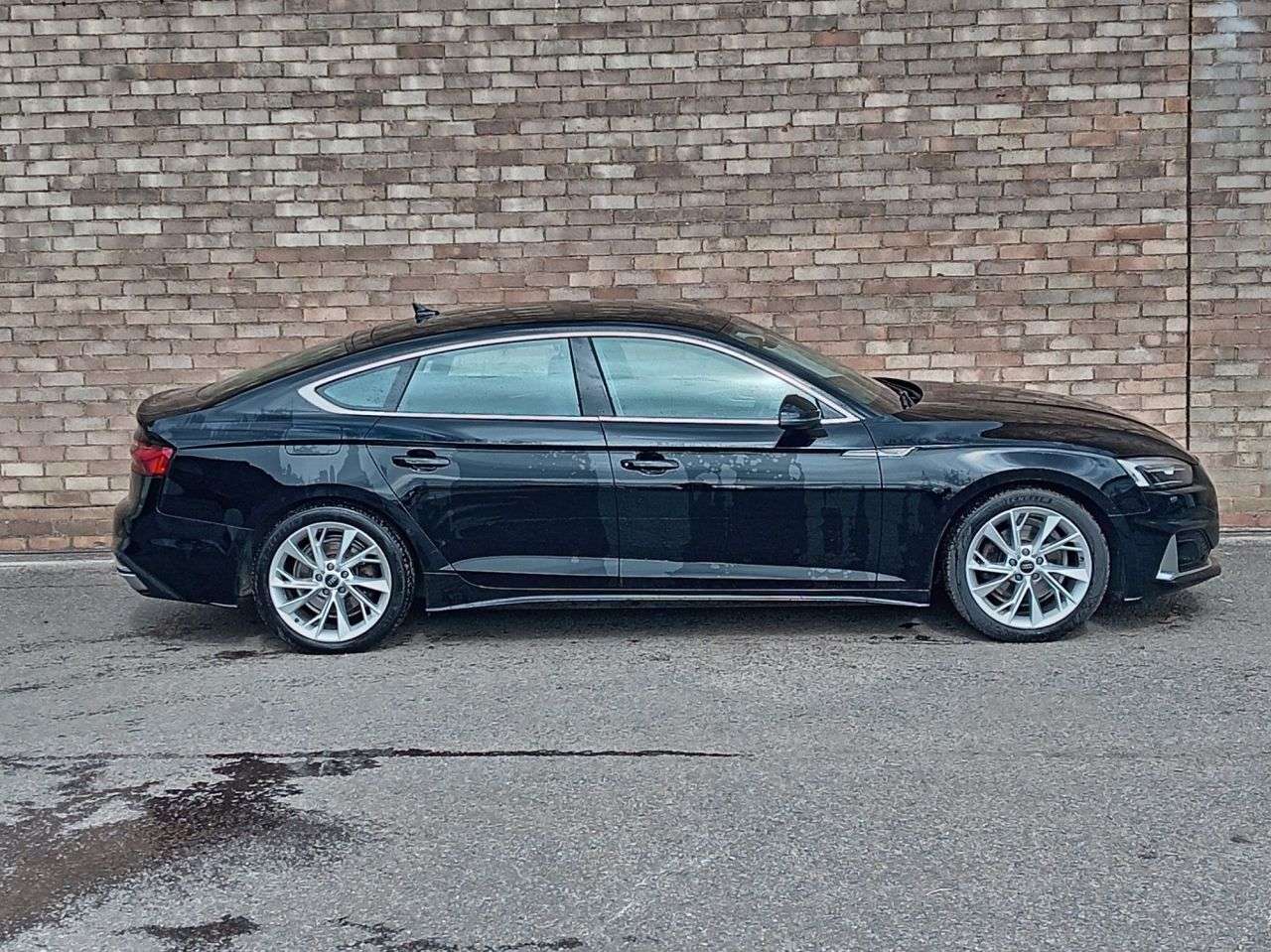 A 2024 AUDI A5 2.0 TFSI 35 Sport Sportback 5dr Petrol S Tronic Euro 6 (s/s) (150 ps) A 2024 AUDI A5 2.0 TFSI 35 Sport Sportback 5dr Petrol S Tronic Euro 6 (s/s) (150 ps)