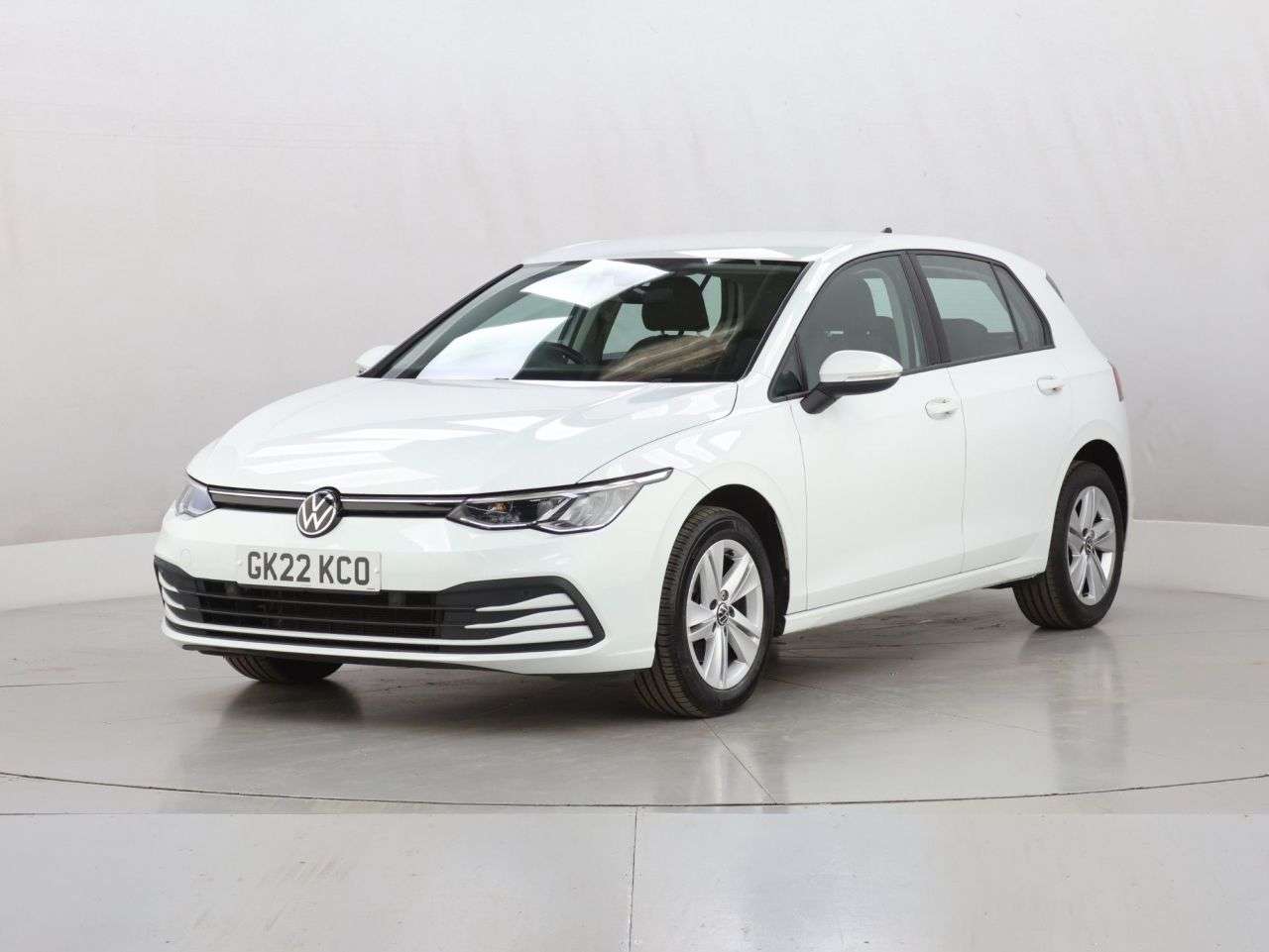 A 2022 VOLKSWAGEN GOLF 1.0 TSI Life Hatchback 5dr Petrol Manual Euro 6 (s/s) (110 ps) A 2022 VOLKSWAGEN GOLF 1.0 TSI Life Hatchback 5dr Petrol Manual Euro 6 (s/s) (110 ps)
