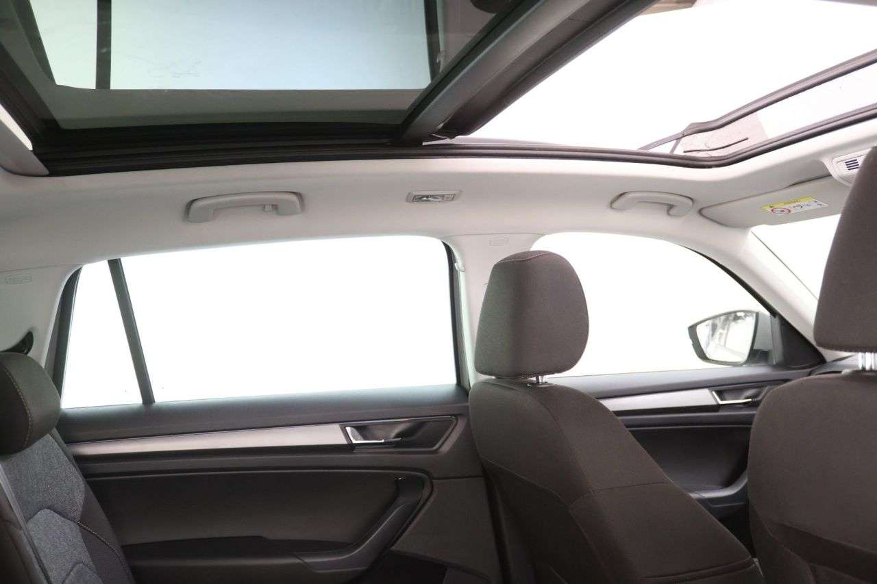 A 2021 SKODA KODIAQ 1.5 TSI ACT SE Drive SUV 5dr Petrol Manual Euro 6 (s/s) (7 Seat) (150 ps) A 2021 SKODA KODIAQ 1.5 TSI ACT SE Drive SUV 5dr Petrol Manual Euro 6 (s/s) (7 Seat) (150 ps)