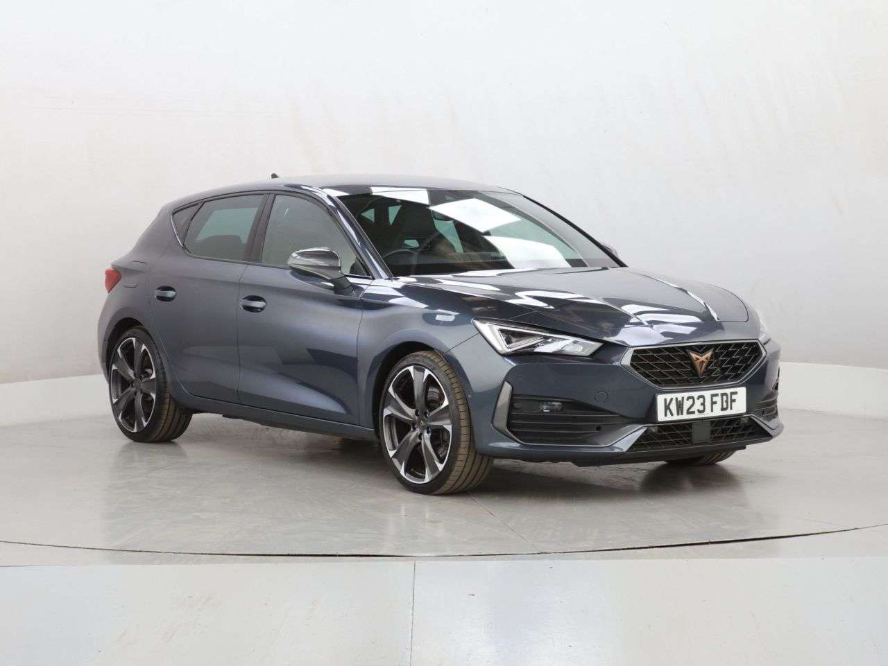 A 2023 CUPRA LEON 1.4 eHybrid 12.8kWh VZ2 Hatchback 5dr Petrol Plug-in Hybrid DSG Euro 6 (s/s A 2023 CUPRA LEON 1.4 eHybrid 12.8kWh VZ2 Hatchback 5dr Petrol Plug-in Hybrid DSG Euro 6 (s/s