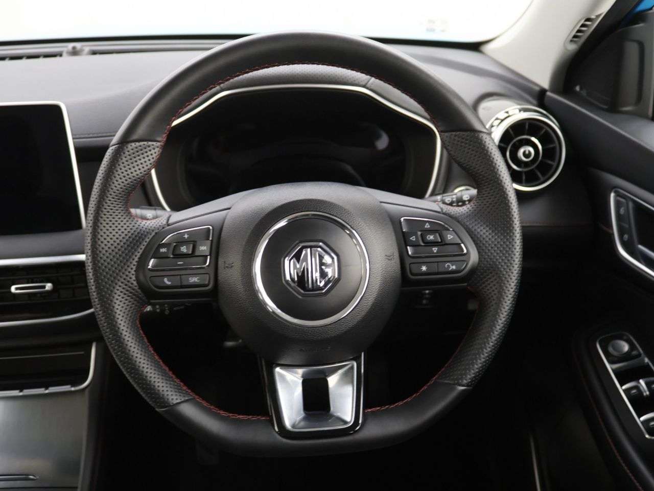 2024 MG MG HS 2024 MG MG HS