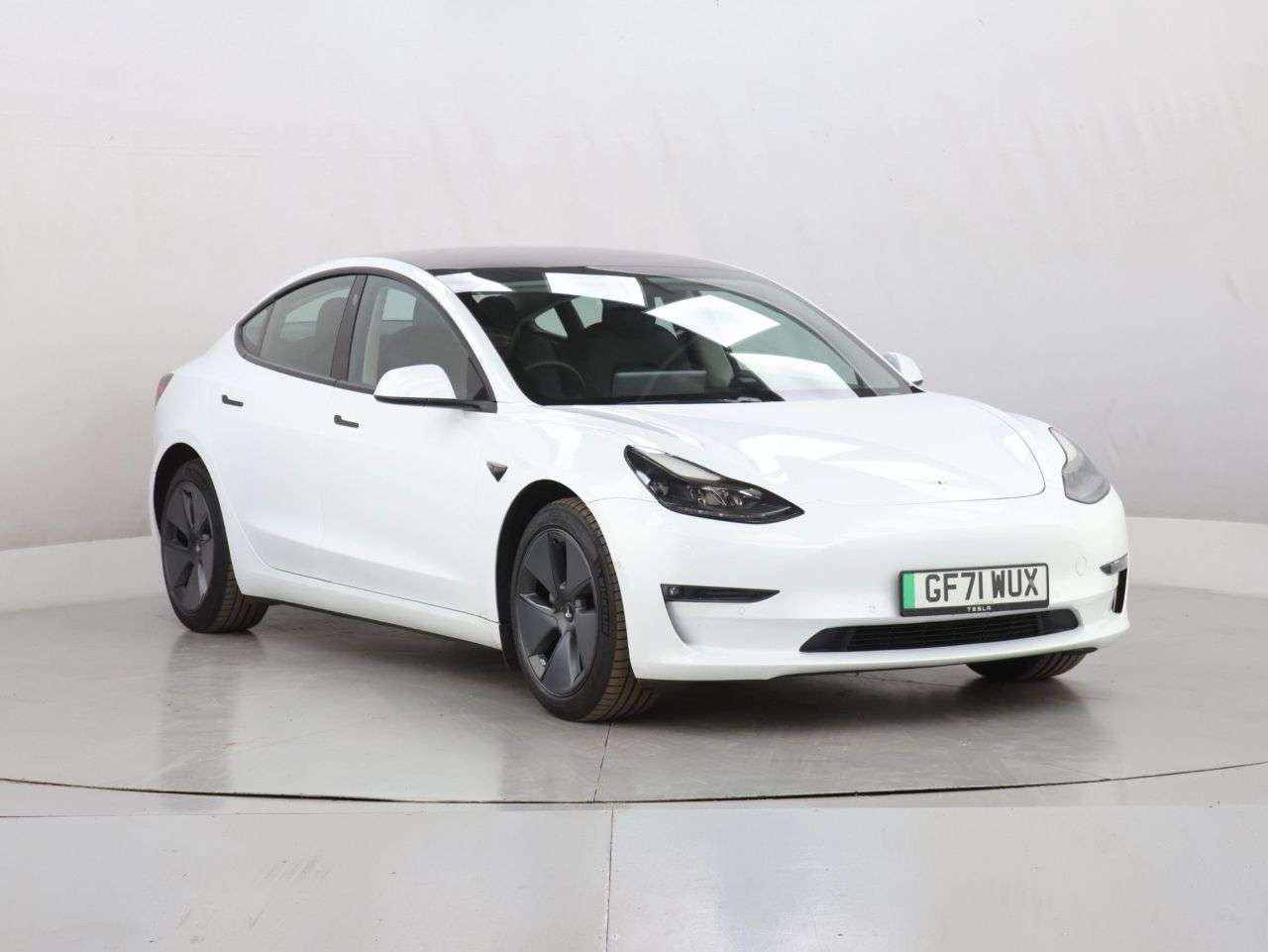 A 2021 TESLA MODEL 3 (Dual Motor) Long Range Saloon 4dr Electric Auto 4WDE (346 ps) A 2021 TESLA MODEL 3 (Dual Motor) Long Range Saloon 4dr Electric Auto 4WDE (346 ps)