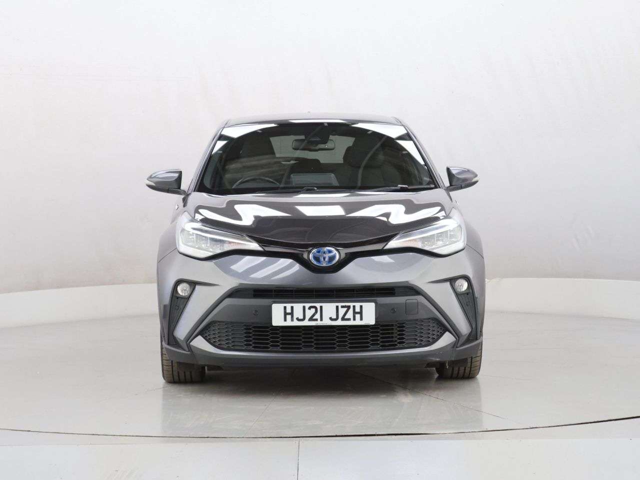 A 2021 TOYOTA C-HR 1.8 VVT-h GPF Design SUV 5dr Petrol Hybrid CVT Euro 6 (s/s) (122 ps) A 2021 TOYOTA C-HR 1.8 VVT-h GPF Design SUV 5dr Petrol Hybrid CVT Euro 6 (s/s) (122 ps)