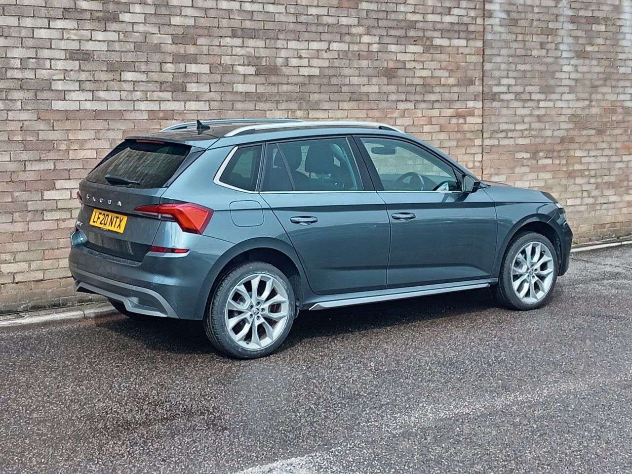 A 2020 SKODA KAMIQ 1.0 TSI SE L SUV 5dr Petrol DSG Euro 6 (s/s) (115 ps) A 2020 SKODA KAMIQ 1.0 TSI SE L SUV 5dr Petrol DSG Euro 6 (s/s) (115 ps)