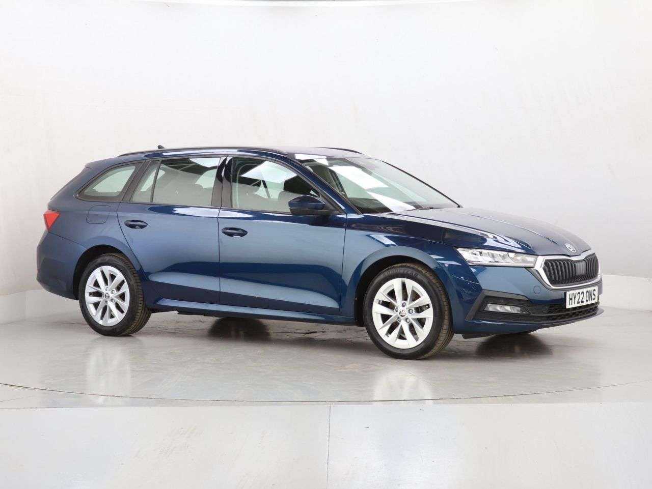 A 2022 SKODA OCTAVIA 1.4 TSI iV 13kWh SE Technology Estate 5dr Petrol Plug-in Hybrid DSG Euro 6 A 2022 SKODA OCTAVIA 1.4 TSI iV 13kWh SE Technology Estate 5dr Petrol Plug-in Hybrid DSG Euro 6