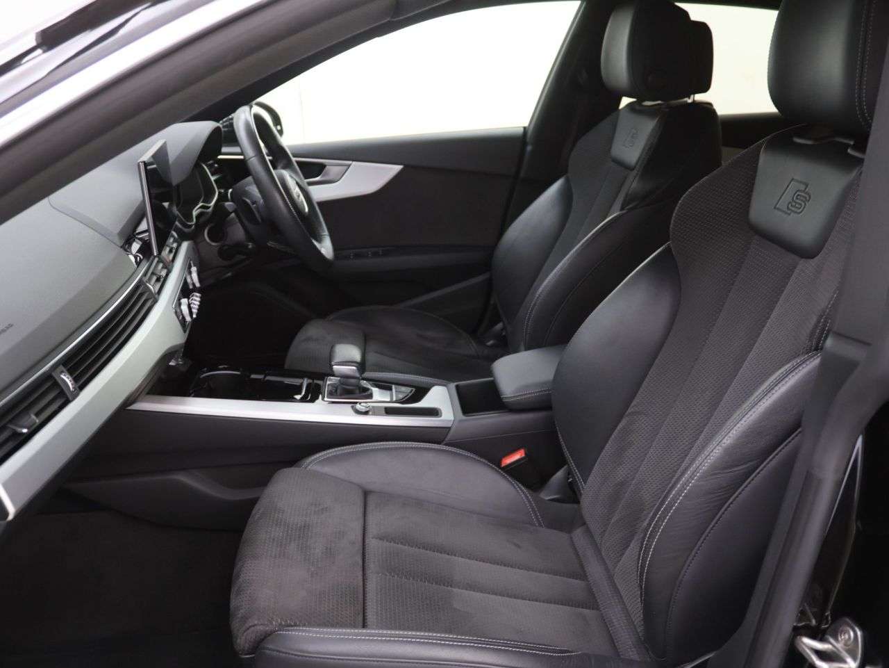 2021 AUDI A5 2021 AUDI A5