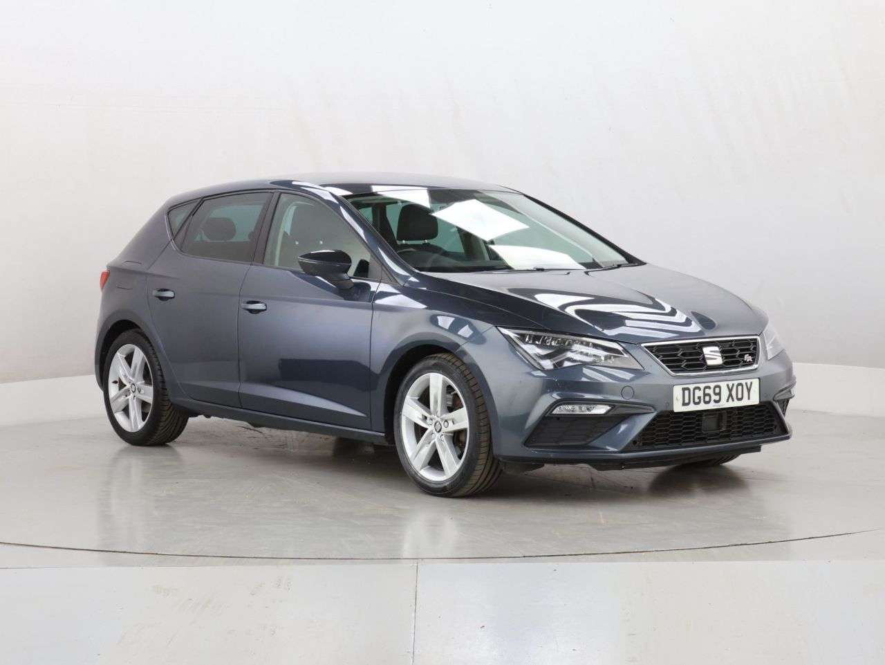 A 2019 SEAT LEON 2.0 TDI FR Hatchback 5dr Diesel Manual Euro 6 (s/s) (150 ps) A 2019 SEAT LEON 2.0 TDI FR Hatchback 5dr Diesel Manual Euro 6 (s/s) (150 ps)