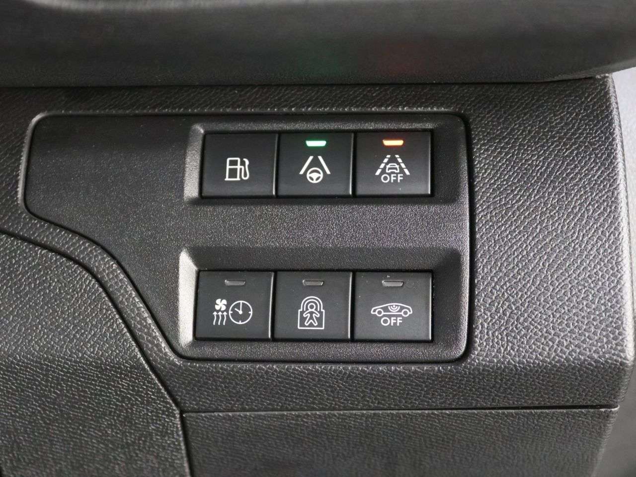 2023 PEUGEOT 3008 2023 PEUGEOT 3008