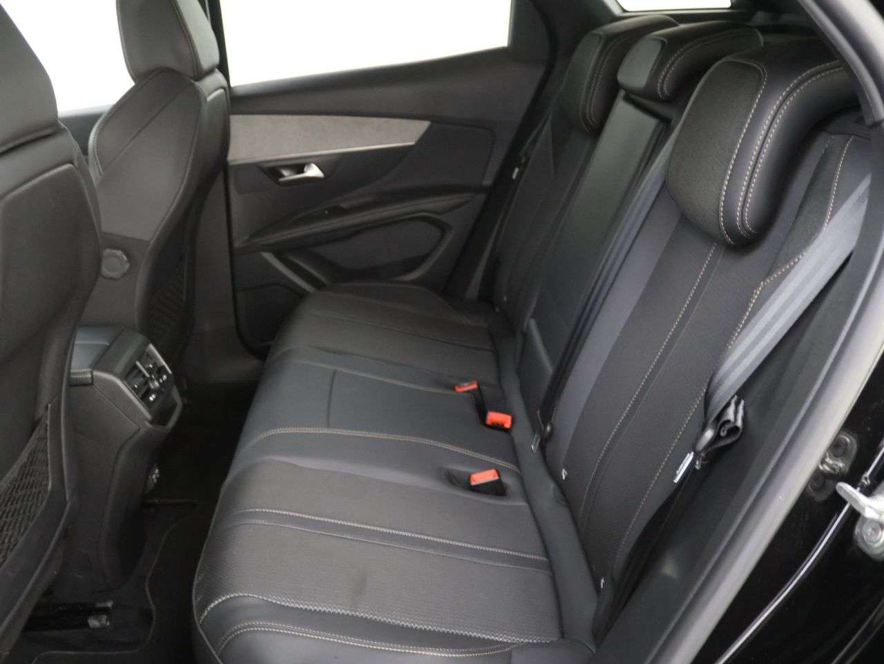2023 PEUGEOT 3008 2023 PEUGEOT 3008