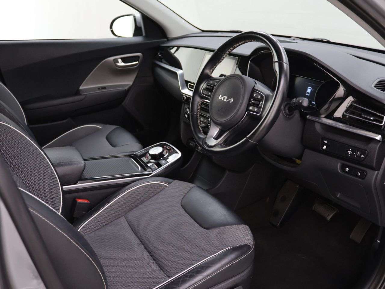 2022 KIA NIRO 2022 KIA NIRO