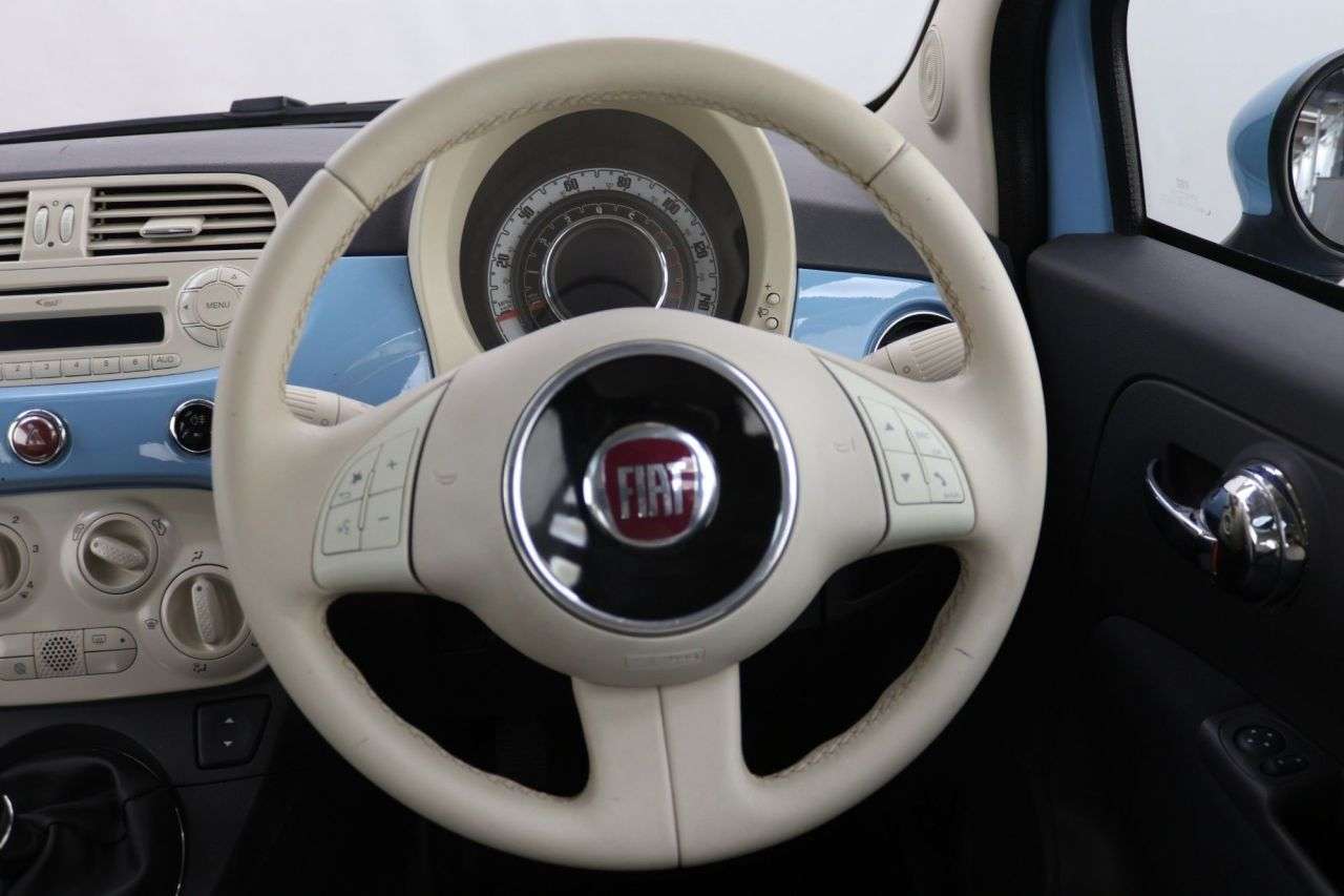 2014 FIAT 500 2014 FIAT 500