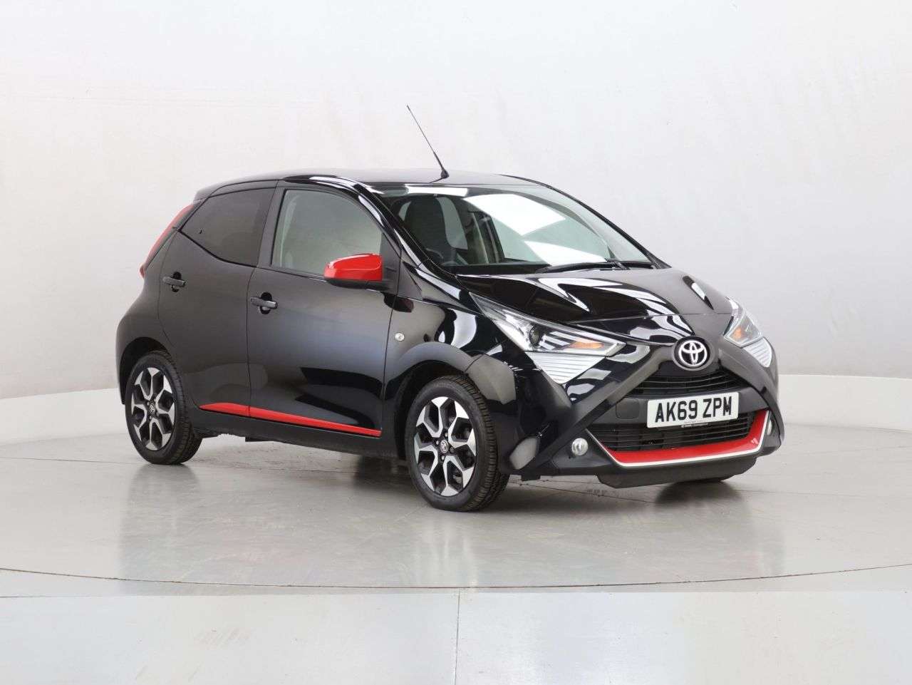A 2020 TOYOTA AYGO 1.0 VVT-i x-trend Hatchback 5dr Petrol Manual Euro 6 (71 ps) A 2020 TOYOTA AYGO 1.0 VVT-i x-trend Hatchback 5dr Petrol Manual Euro 6 (71 ps)