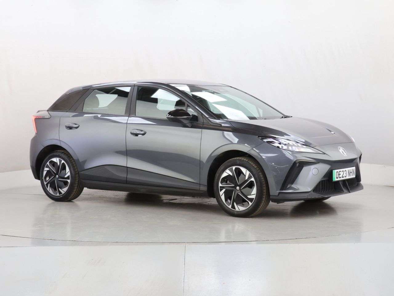 A 2023 MG MG 4 51kWh SE Hatchback 5dr Electric Auto (170 ps) A 2023 MG MG 4 51kWh SE Hatchback 5dr Electric Auto (170 ps)