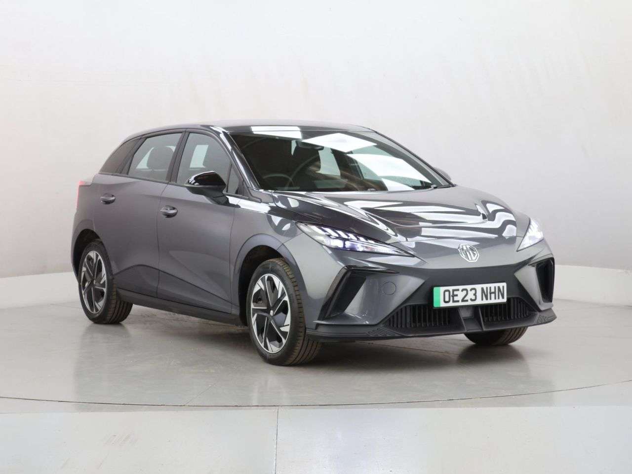 A 2023 MG MG 4 51kWh SE Hatchback 5dr Electric Auto (170 ps) A 2023 MG MG 4 51kWh SE Hatchback 5dr Electric Auto (170 ps)