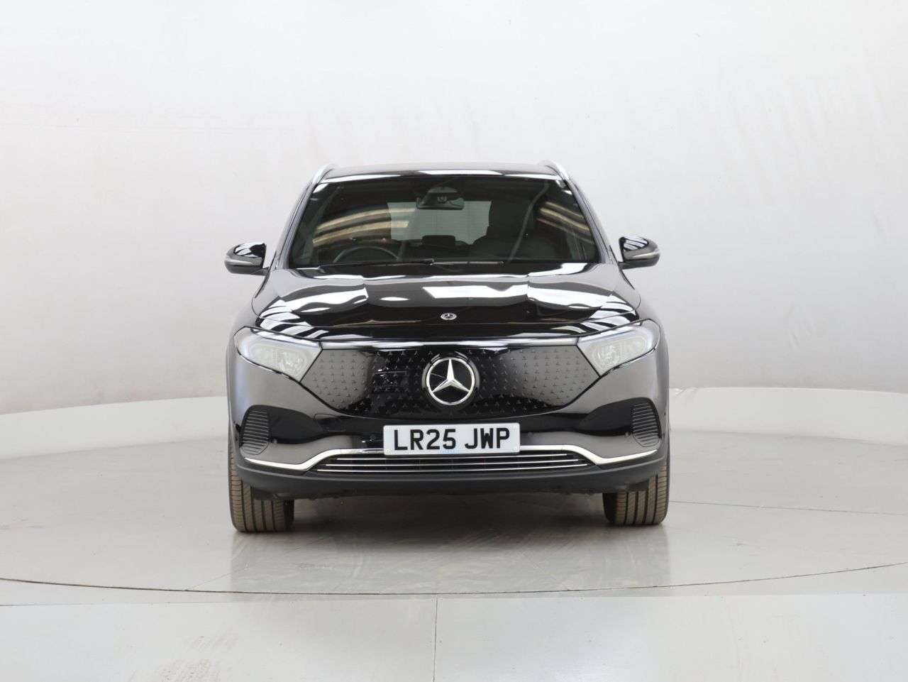 A 2025 MERCEDES-BENZ EQA EQA 250+ 70.5kWh Sport (Executive) SUV 5dr Electric Auto (190 ps) A 2025 MERCEDES-BENZ EQA EQA 250+ 70.5kWh Sport (Executive) SUV 5dr Electric Auto (190 ps)
