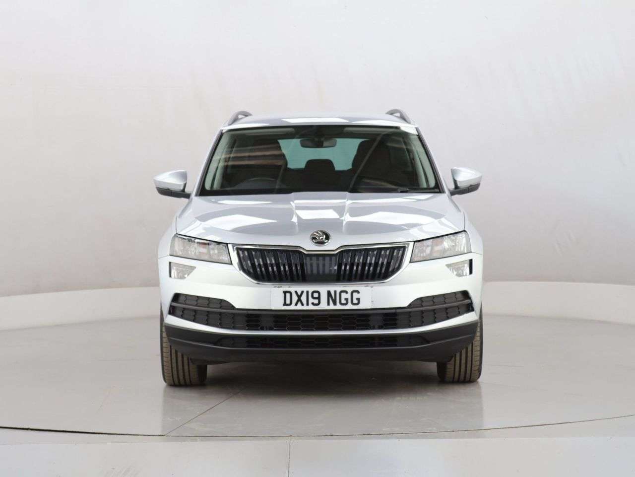 A 2019 SKODA KAROQ 1.5 TSI ACT SE SUV 5dr Petrol Manual Euro 6 (s/s) (150 ps) A 2019 SKODA KAROQ 1.5 TSI ACT SE SUV 5dr Petrol Manual Euro 6 (s/s) (150 ps)