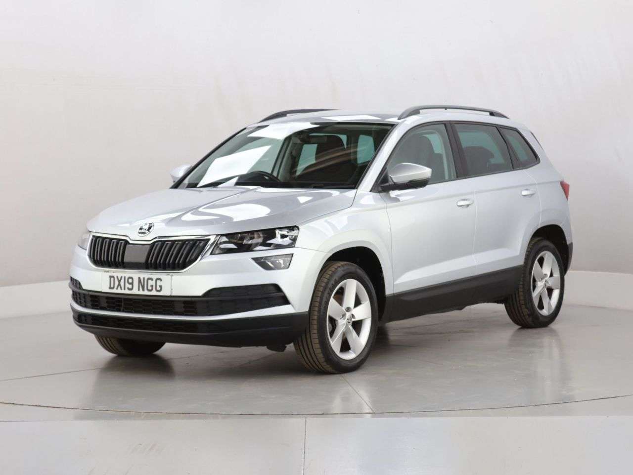 A 2019 SKODA KAROQ 1.5 TSI ACT SE SUV 5dr Petrol Manual Euro 6 (s/s) (150 ps) A 2019 SKODA KAROQ 1.5 TSI ACT SE SUV 5dr Petrol Manual Euro 6 (s/s) (150 ps)