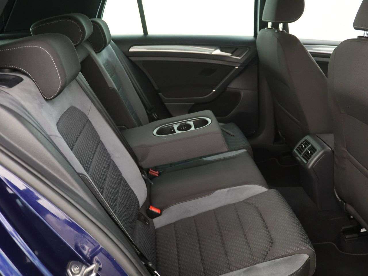 2018 VOLKSWAGEN GOLF 2018 VOLKSWAGEN GOLF