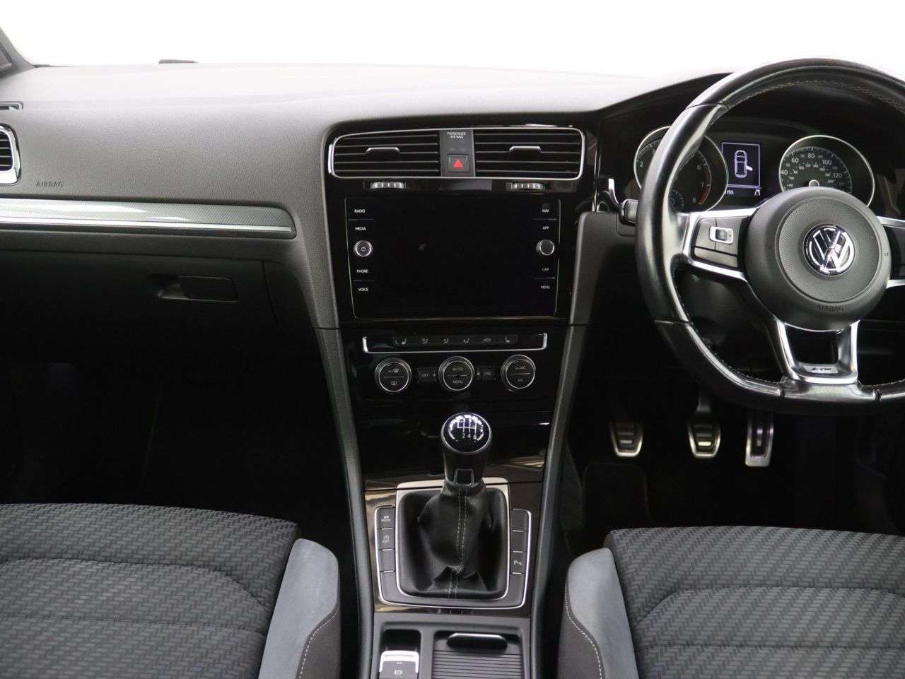 2018 VOLKSWAGEN GOLF 2018 VOLKSWAGEN GOLF