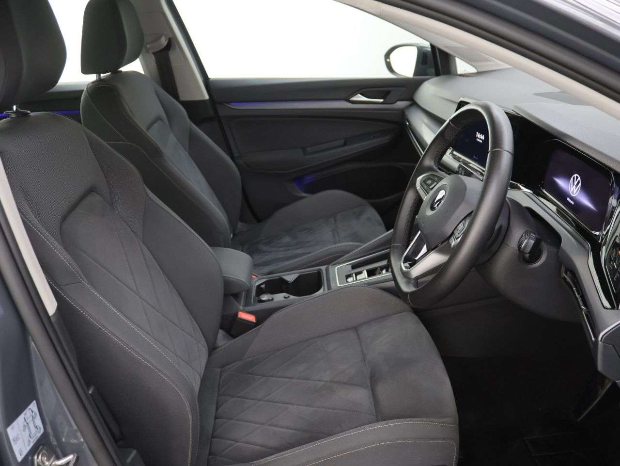 2022 VOLKSWAGEN GOLF 2022 VOLKSWAGEN GOLF