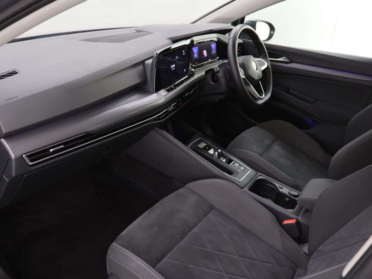 2022 VOLKSWAGEN GOLF 2022 VOLKSWAGEN GOLF