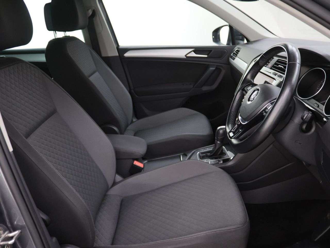2019 VOLKSWAGEN TIGUAN 2019 VOLKSWAGEN TIGUAN