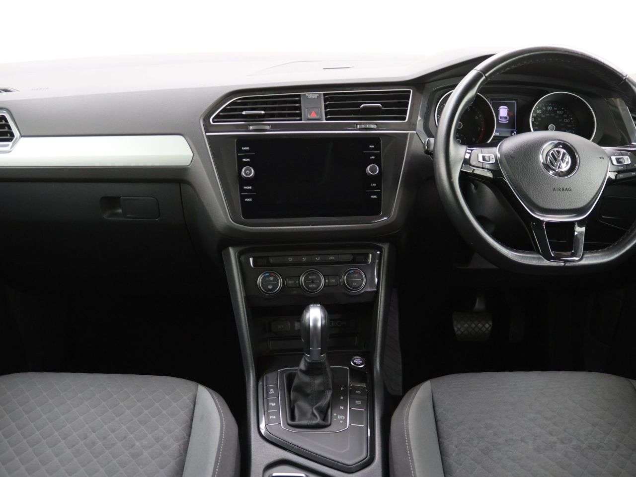 2019 VOLKSWAGEN TIGUAN 2019 VOLKSWAGEN TIGUAN