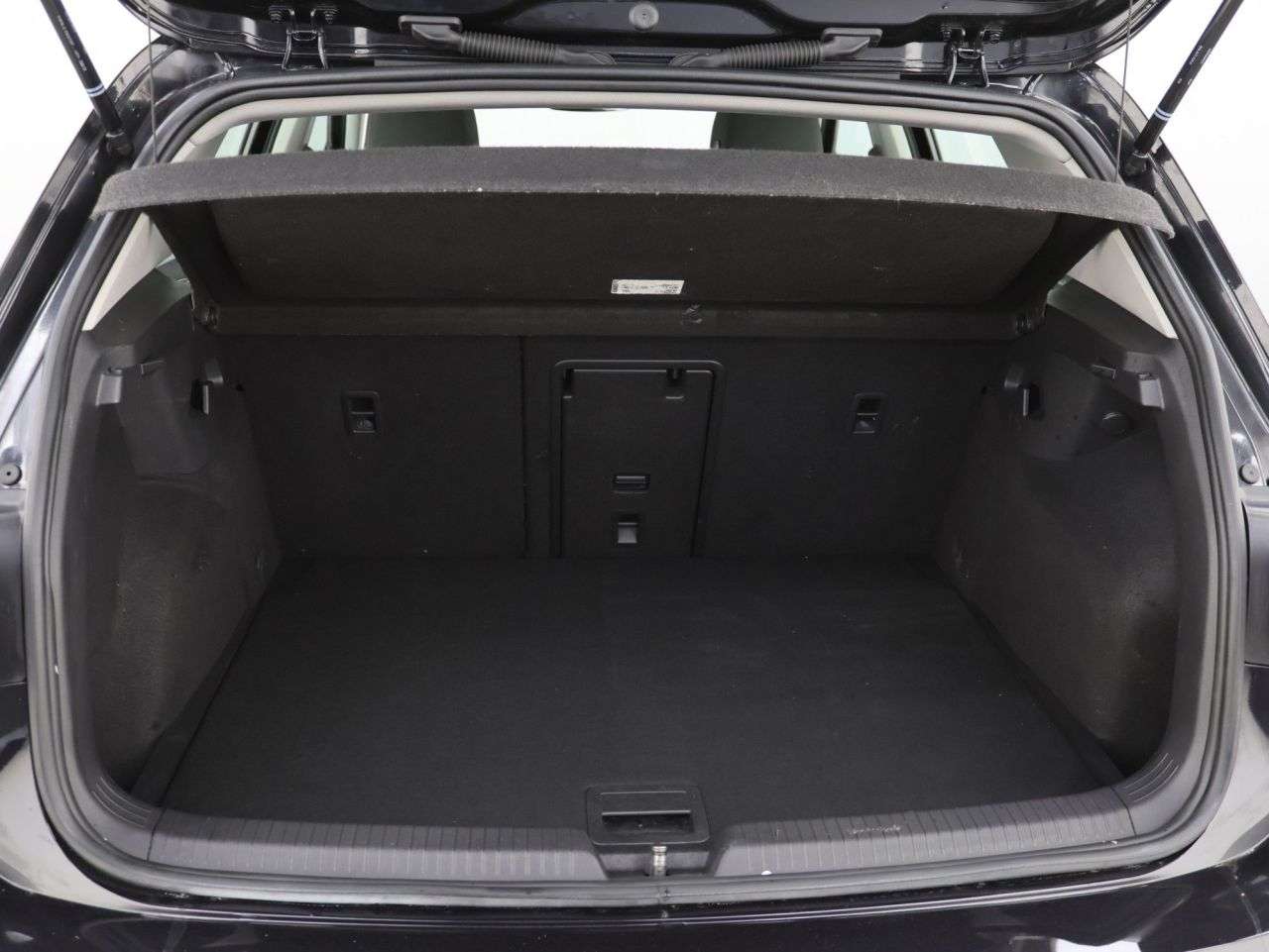 2022 VOLKSWAGEN GOLF 2022 VOLKSWAGEN GOLF