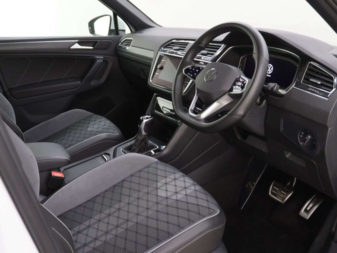 2023 VOLKSWAGEN TIGUAN 2023 VOLKSWAGEN TIGUAN