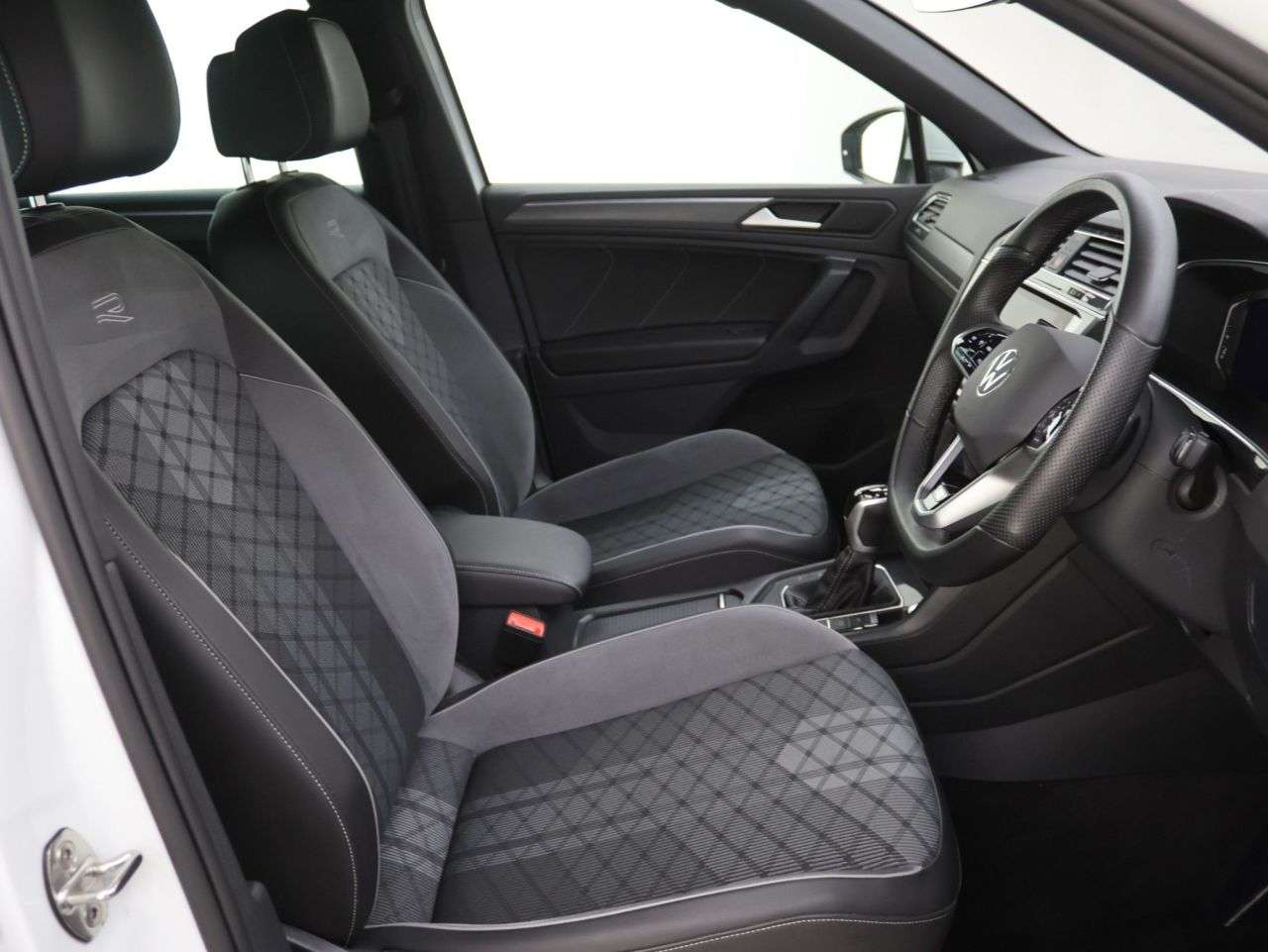 2023 VOLKSWAGEN TIGUAN 2023 VOLKSWAGEN TIGUAN