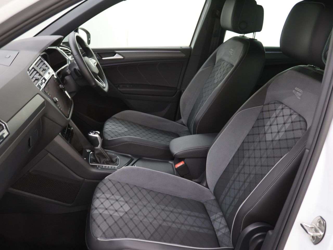 2023 VOLKSWAGEN TIGUAN 2023 VOLKSWAGEN TIGUAN