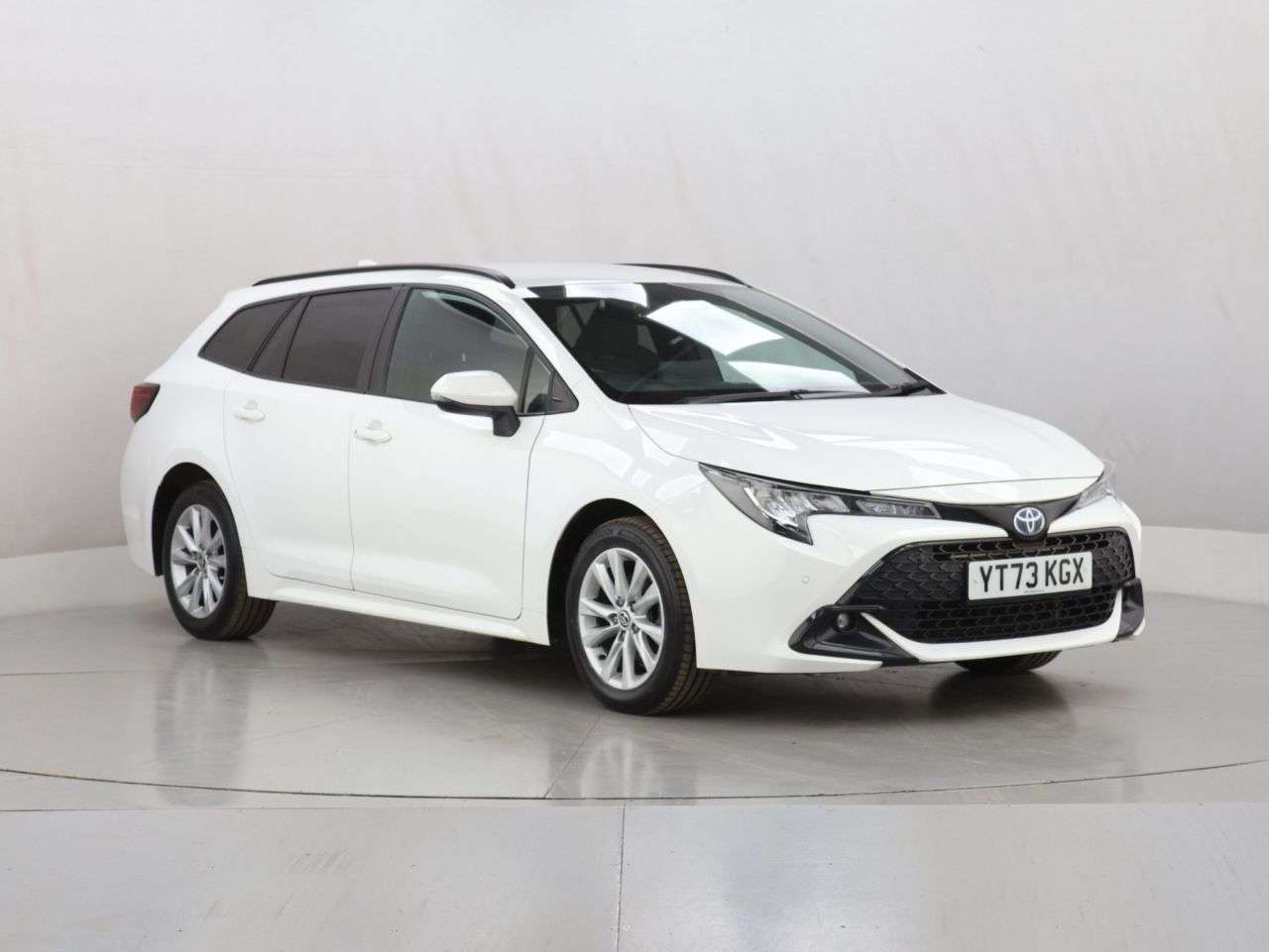 A 2023 TOYOTA COROLLA 1.8 VVT-h Icon Touring Sports 5dr Petrol Hybrid CVT Euro 6 (s/s) (140 ps) A 2023 TOYOTA COROLLA 1.8 VVT-h Icon Touring Sports 5dr Petrol Hybrid CVT Euro 6 (s/s) (140 ps)