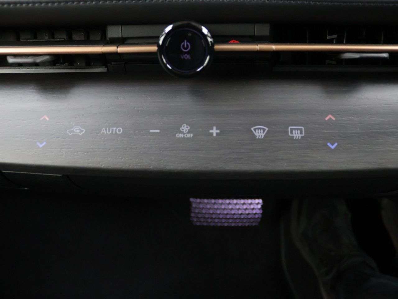 2023 NISSAN ARIYA 2023 NISSAN ARIYA