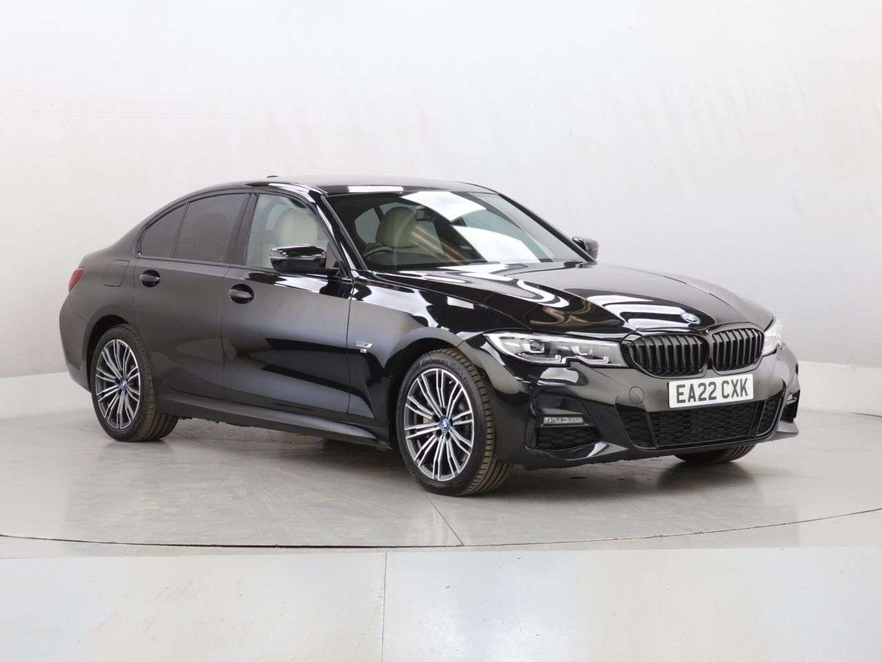 A 2022 BMW 3 SERIES 2.0 330e 12kWh M Sport Saloon 4dr Petrol Plug-in Hybrid Auto Euro 6 (s/s) ( A 2022 BMW 3 SERIES 2.0 330e 12kWh M Sport Saloon 4dr Petrol Plug-in Hybrid Auto Euro 6 (s/s) (