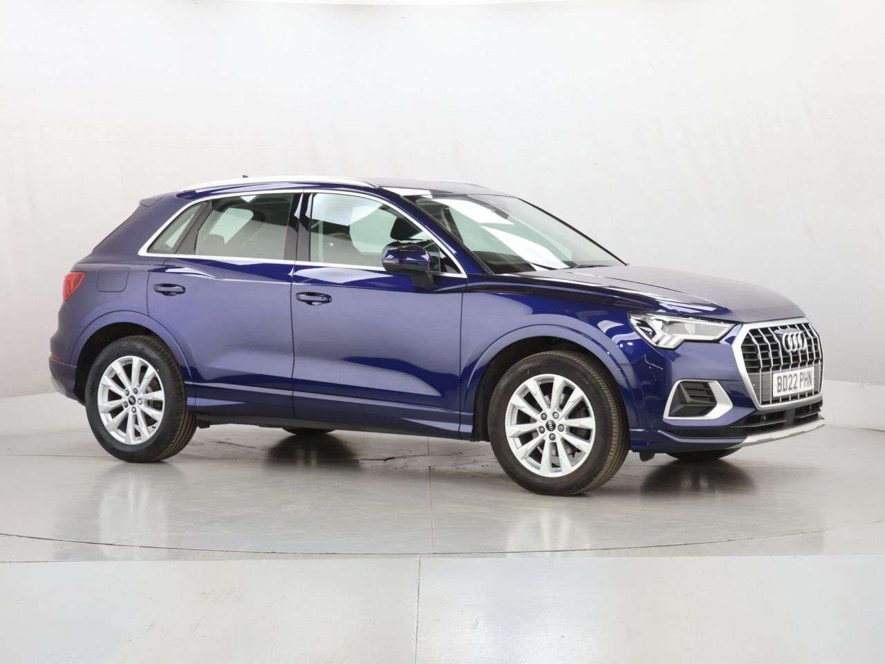 A 2022 AUDI Q3 1.5 TFSI CoD 35 Sport SUV 5dr Petrol Manual Euro 6 (s/s) (150 ps) A 2022 AUDI Q3 1.5 TFSI CoD 35 Sport SUV 5dr Petrol Manual Euro 6 (s/s) (150 ps)