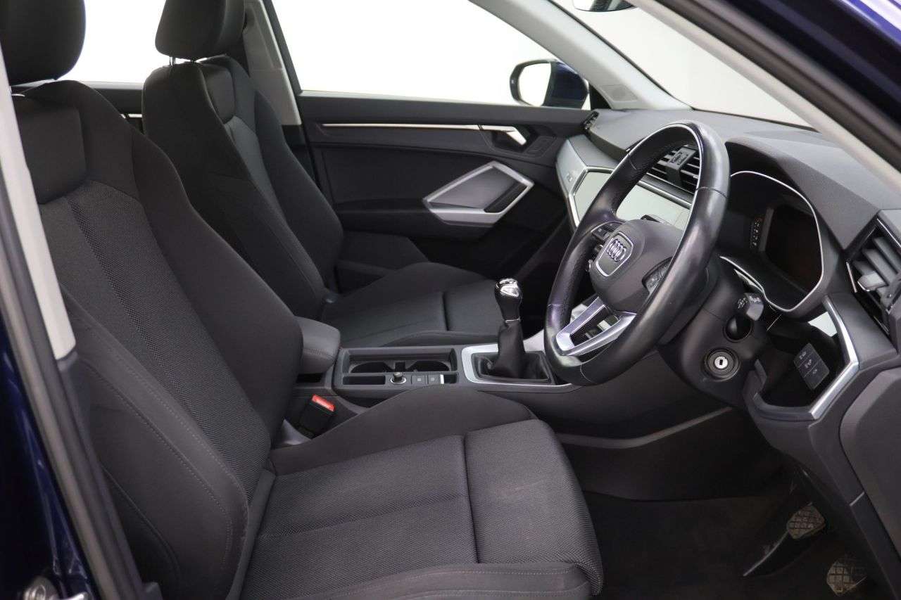 2022 AUDI Q3 2022 AUDI Q3