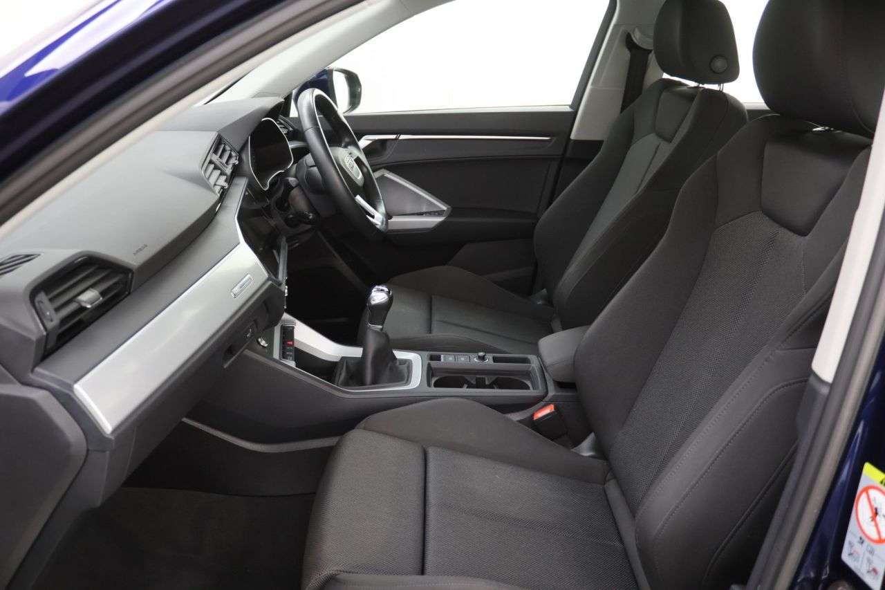2022 AUDI Q3 2022 AUDI Q3