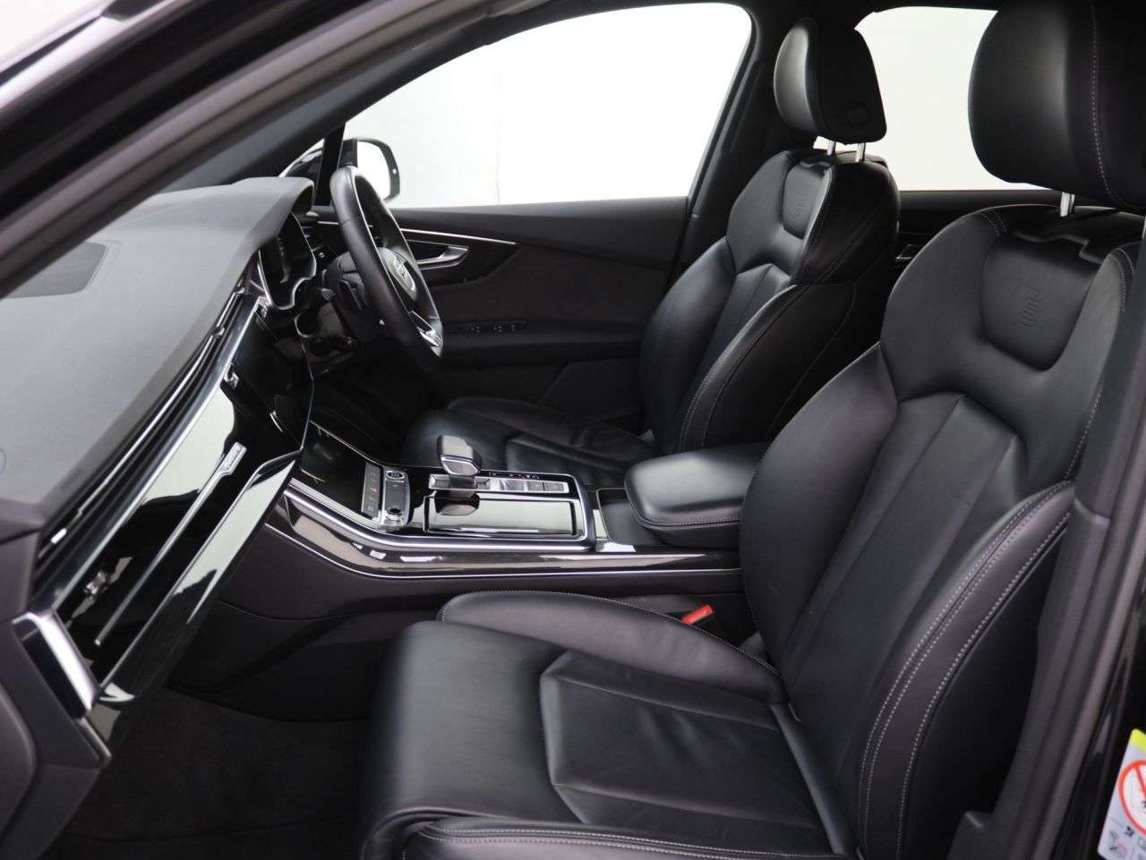 2022 AUDI Q7 2022 AUDI Q7
