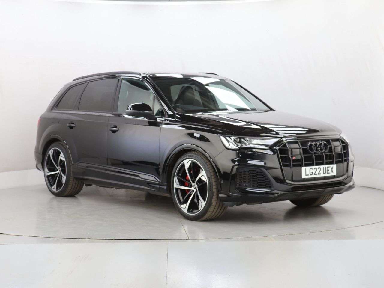 A 2022 AUDI SQ7 4.0 TFSI V8 Black Edition SUV 5dr Petrol Tiptronic quattro Euro 6 (s/s) (50 A 2022 AUDI SQ7 4.0 TFSI V8 Black Edition SUV 5dr Petrol Tiptronic quattro Euro 6 (s/s) (50