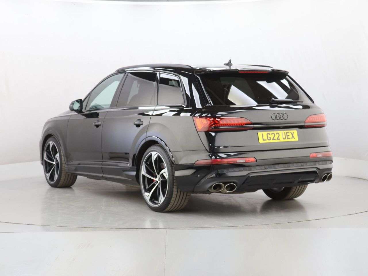 2022 AUDI SQ7 2022 AUDI SQ7