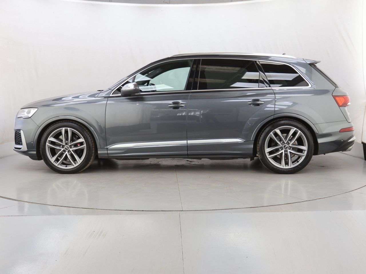 2022 AUDI SQ7 2022 AUDI SQ7