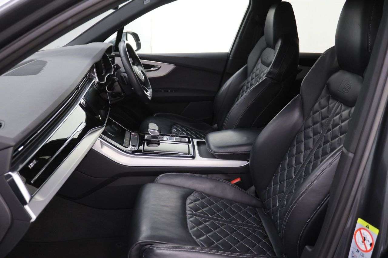 2022 AUDI SQ7 2022 AUDI SQ7