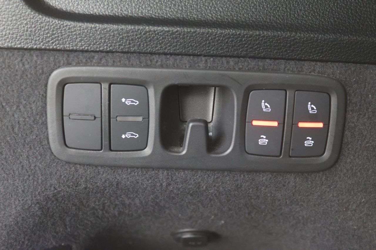 2022 AUDI SQ7 2022 AUDI SQ7