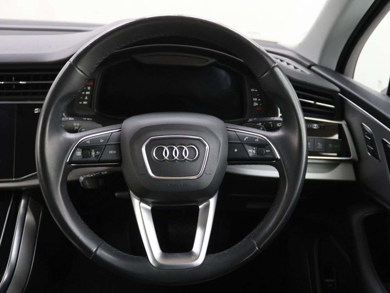 2022 AUDI Q7 2022 AUDI Q7