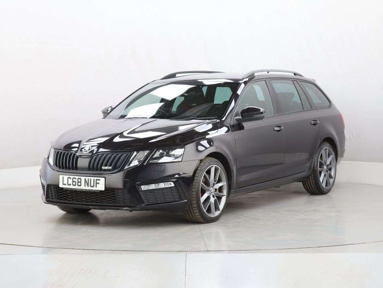 A 2018 SKODA OCTAVIA 2.0 TDI vRS Estate 5dr Diesel DSG 7Spd Euro 6 (s/s) (184 ps) A 2018 SKODA OCTAVIA 2.0 TDI vRS Estate 5dr Diesel DSG 7Spd Euro 6 (s/s) (184 ps)